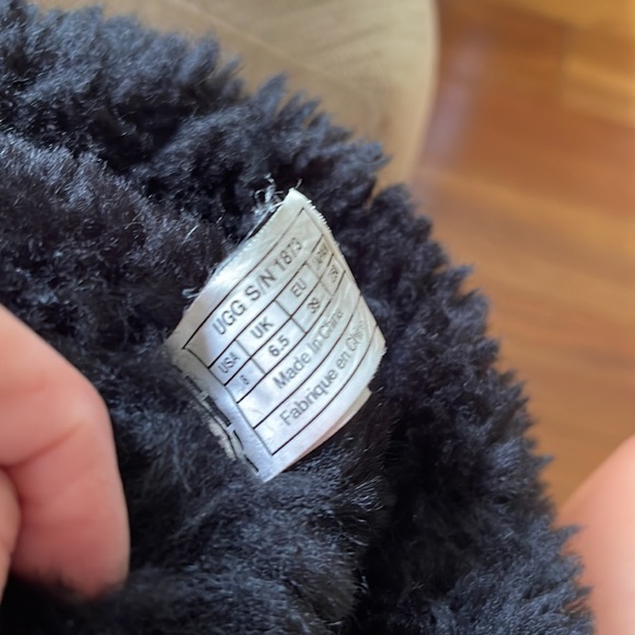 UGG boots - Picture 6 of 6